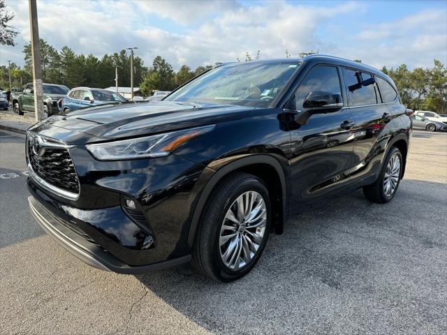 2024 toyota highlander platinum