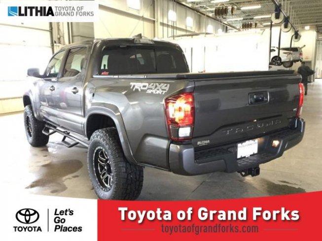 2018 toyota tacoma w/ trd sport package for sale in grand forks, north dakota