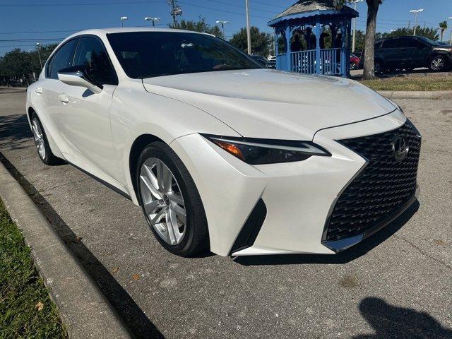 2022 lexus is 300 base