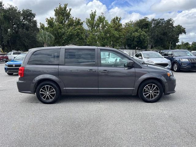 2019 dodge grand caravan gt