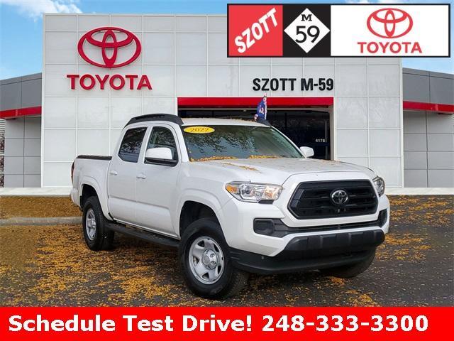 2022 toyota tacoma sr