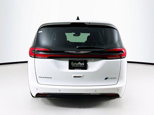 2023 chrysler pacifica hybrid limited