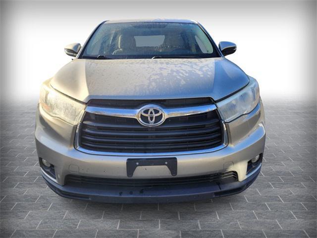 2014 toyota highlander le