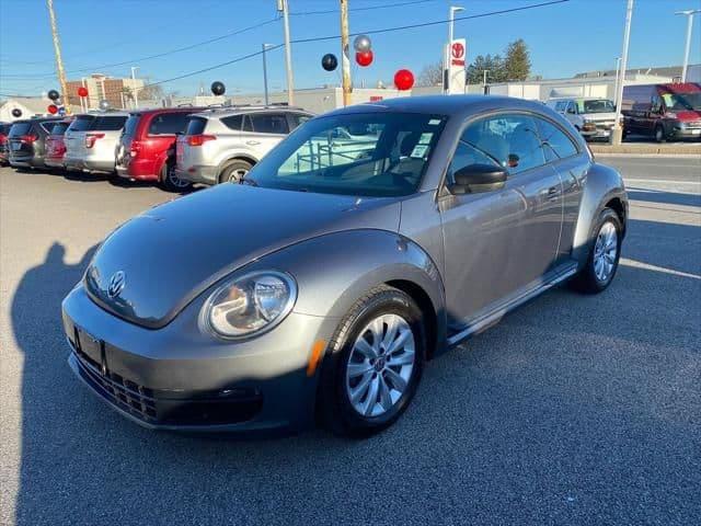 2013 volkswagen beetle 2.5l entry in east providence, rhode island