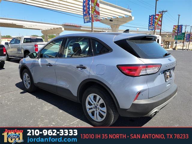 2022 ford escape s