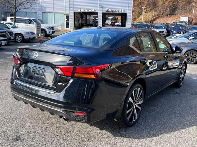 2021 nissan altima 2.5 sr