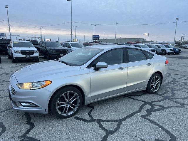 2017 ford fusion se