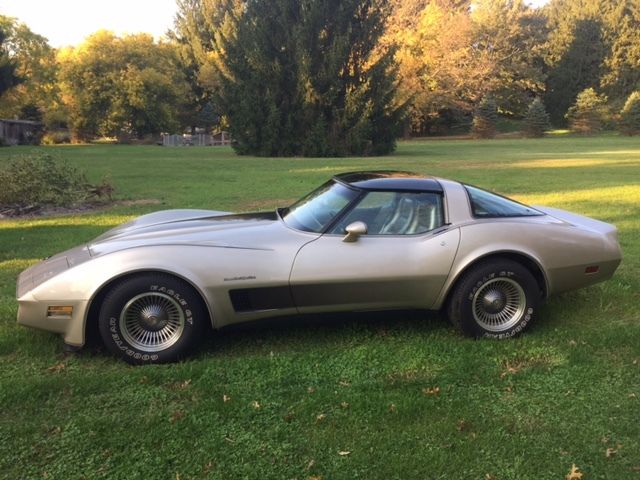 1982 chevrolet corvette collector edition with only 7636 original miles!!!!