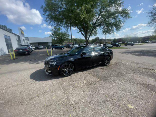 2022 chrysler 300 s