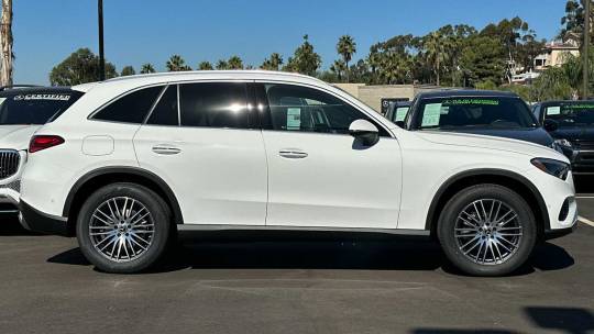 2025 Mercedes-Benz GLC