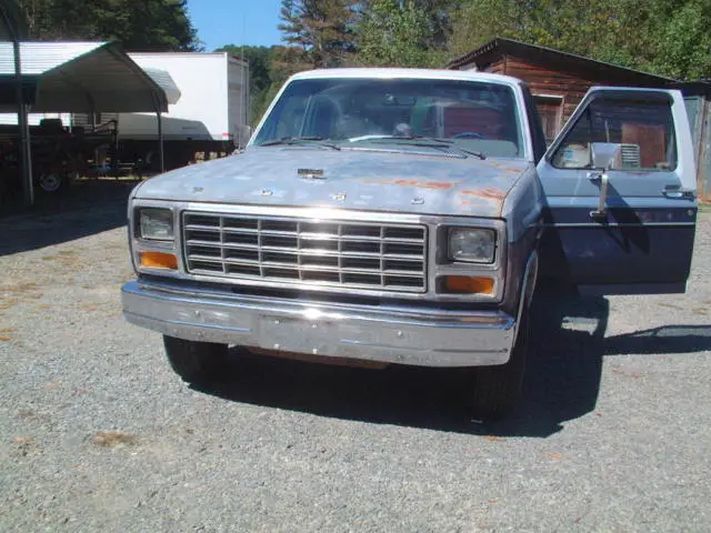 1981 ford f-150 farm truck automatic 302 v-8, a/c, daily driver ga. vehicle