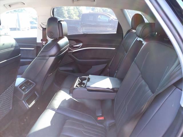 2019 audi e-tron prestige