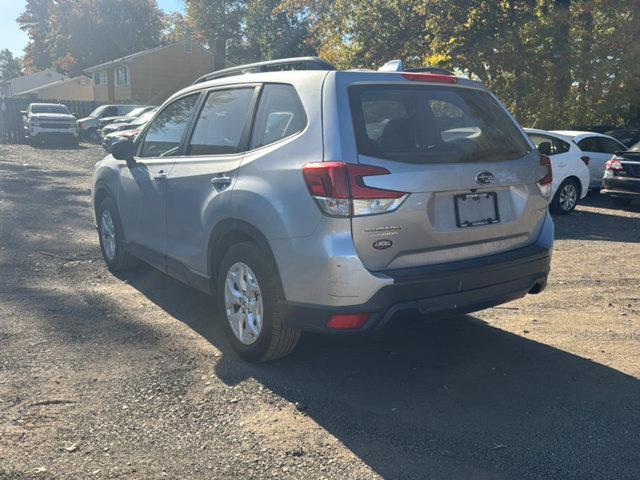2020 subaru forester base