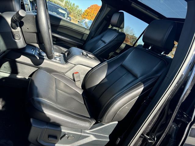 2021 ford expedition xlt