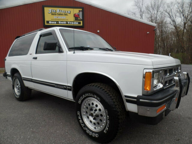 1993 chevrolet s-10 blazer 2-door 4x4 rust free clean chevy gm