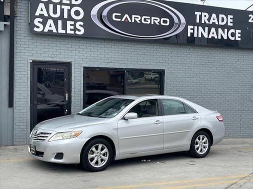 2011 toyota camry