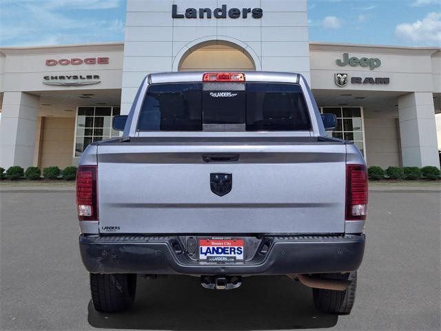2019 ram 1500 classic warlock quad cab 4x2 6'4' box