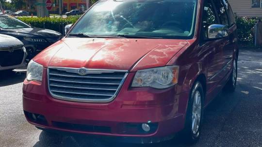 2010 Chrysler Town & Country