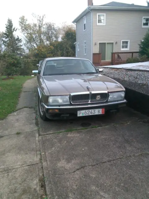 1990 xj6 jaguar vanden plas