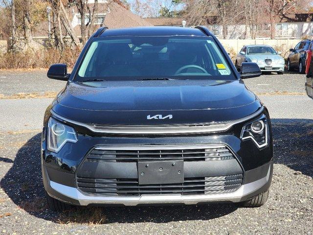 2024 kia niro lx