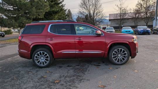 2023 GMC Acadia