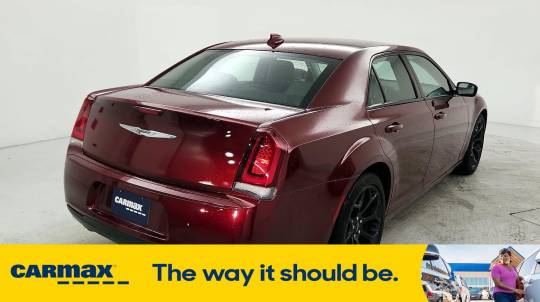 2019 Chrysler 300