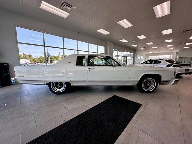 1976 lincoln town car town