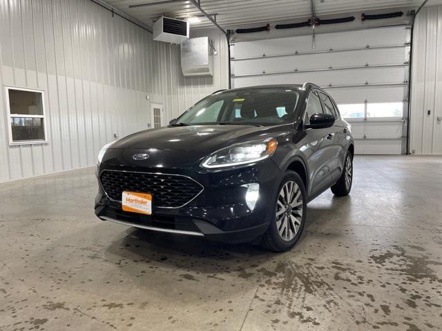 2022 ford escape titanium