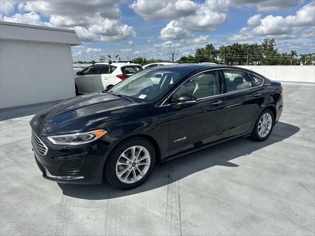 2019 ford fusion hybrid sel