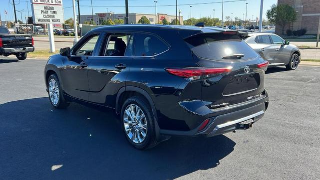 2021 toyota highlander limited