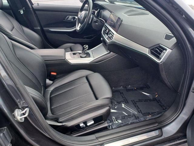 2022 bmw 330e base