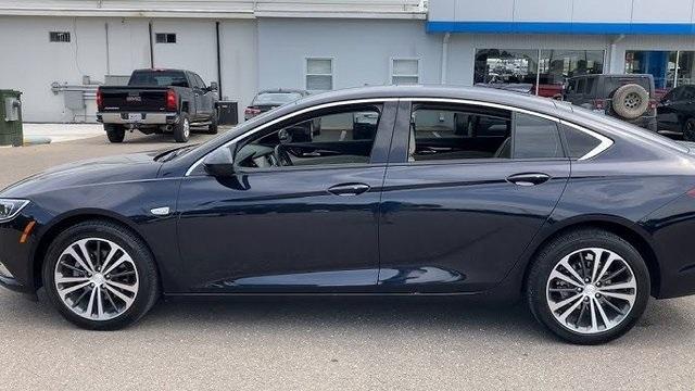 2019 buick regal sportback essence