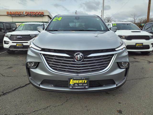 2024 buick enclave essence