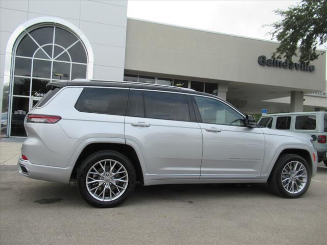 2023 jeep grand cherokee l summit