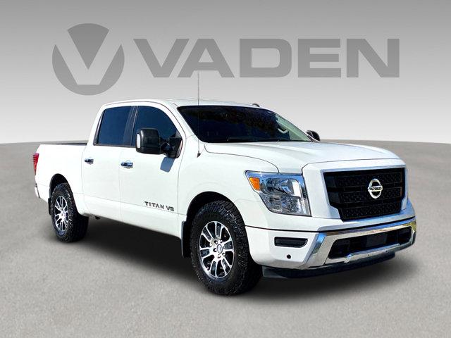 2020 nissan titan sv