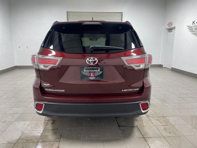 2016 toyota highlander limited