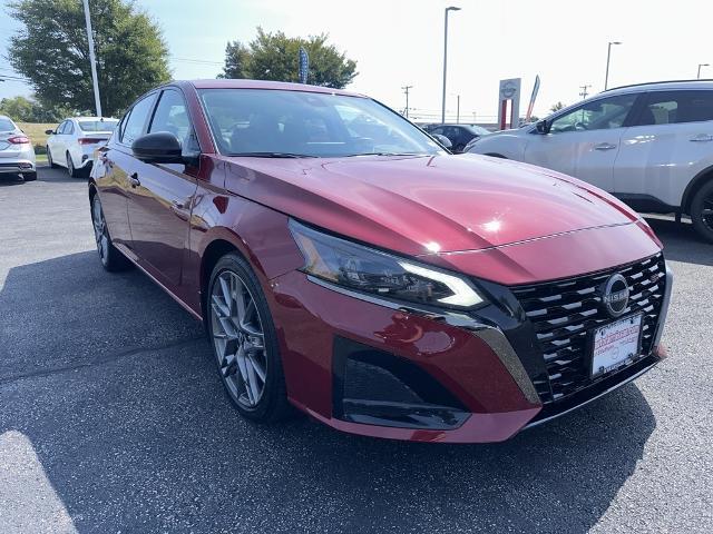 2023 nissan altima 2.0 sr