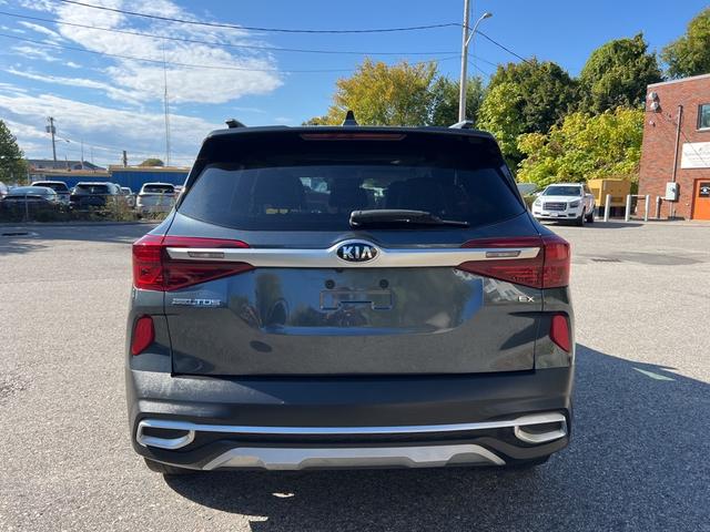 2021 kia seltos ex