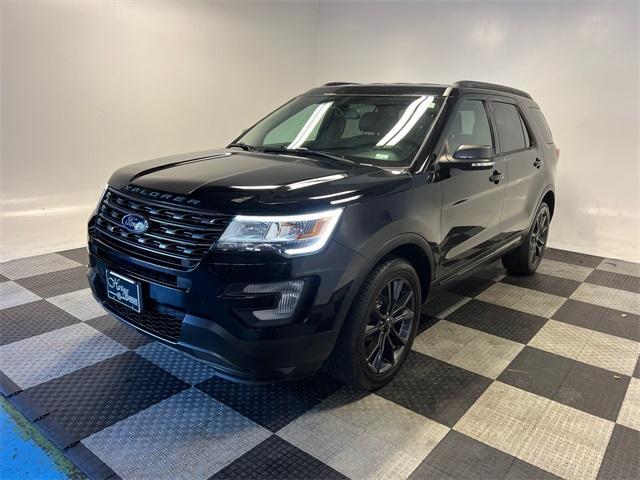 2017 ford explorer xlt