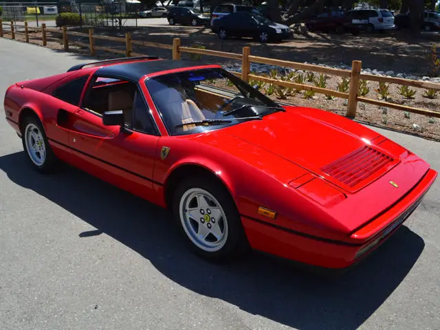 87 ferrari 328 gts, 30k service, clean carfax, 2-owner, tool kit, car cover