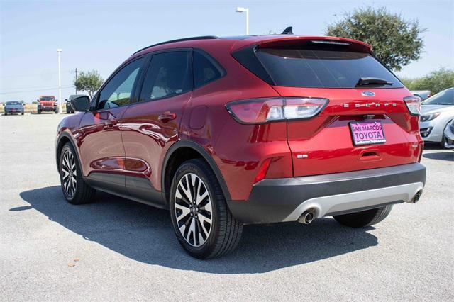 2020 ford escape se