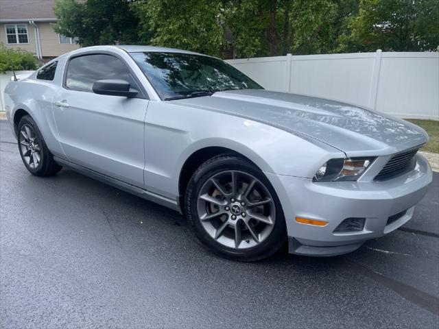 2012 ford mustang v6 premium