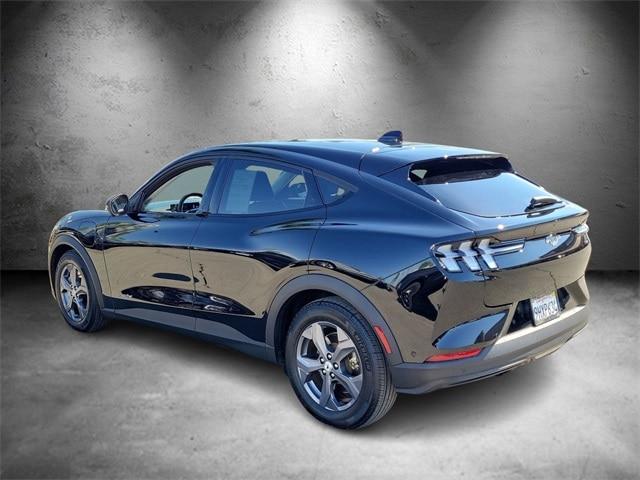 2023 ford mustang mach-e select