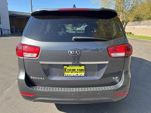 2016 kia sedona lx in alderton, washington