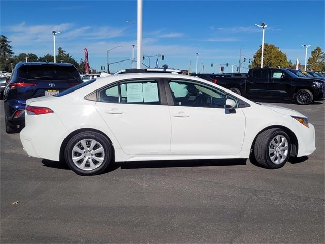 2021 toyota corolla le