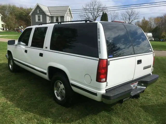 4 wheel drive 4wd 4x4 carfax clean 0 accidents no rust low miles v8 tow