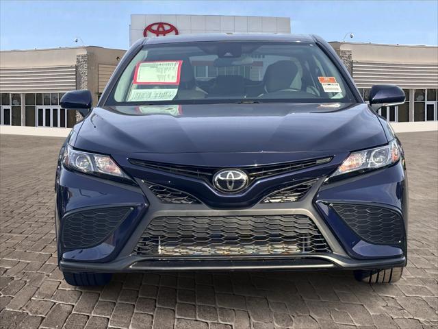 2022 toyota camry se