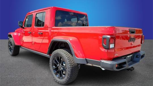 2024 Jeep Gladiator