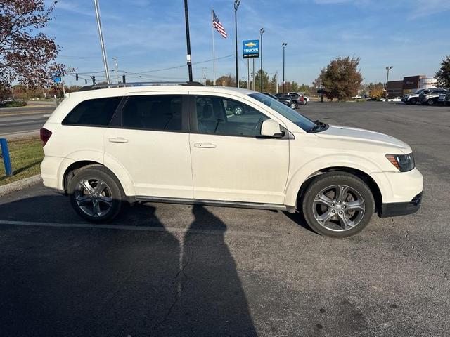 2017 dodge journey crossroad