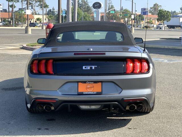 2022 ford mustang gt premium